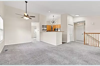 [Address not provided], Naperville, IL 60563 - Photo 7