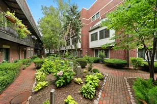 2455 W Ohio St, Chicago, IL 60612 - Photo 11