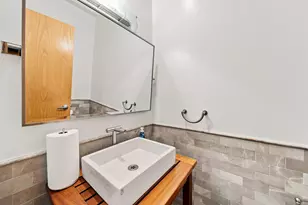 2455 W Ohio St, Chicago, IL 60612 - Photo 27