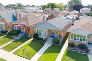 5428 S Newcastle Ave, Chicago, IL 60638 - Photo 3