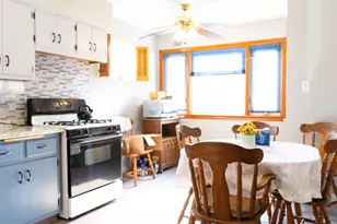 5428 S Newcastle Ave, Chicago, IL 60638 - Photo 13