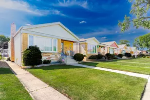 5428 S Newcastle Ave, Chicago, IL 60638 - Photo 5