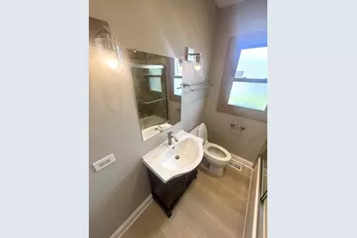 7937 W 82nd Place, Bridgeview, IL 60455 - Photo 9