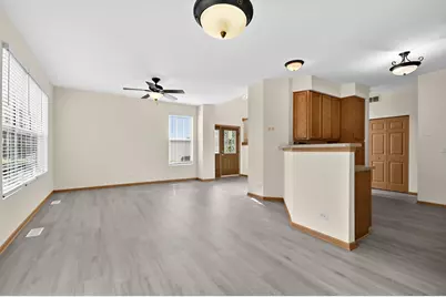 355 Grape Vine Trail #355, Oswego, IL 60543 - Photo 7