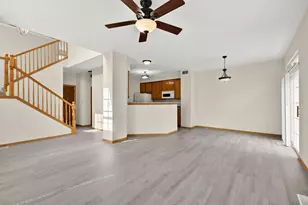 355 Grape Vine Trail, Oswego, IL 60543 - Photo 5