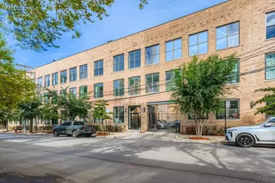 1760 W Wrightwood Avenue #305, Chicago, IL 60614 - Photo 1