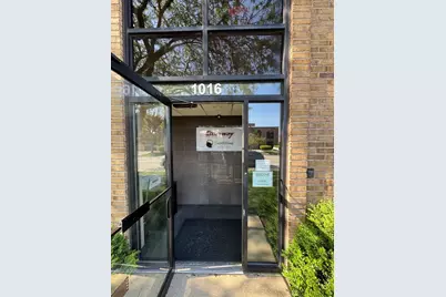 1016 Lunt Avenue, Schaumburg, IL 60193 - Photo 5