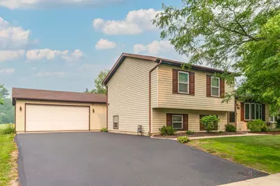 916 Lorelei Drive, Zion, IL 60099 - Photo 1
