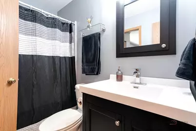 916 Lorelei Drive, Zion, IL 60099 - Photo 15