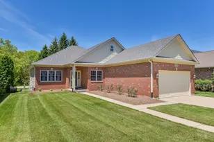 4N382 Mark Twain St, Saint Charles, IL 60175 - Photo 1