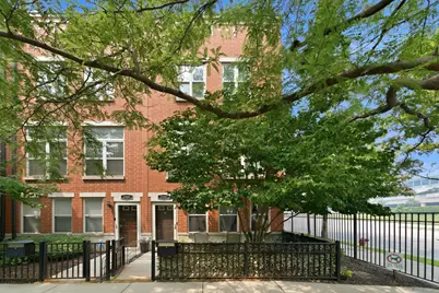 2502 S Calumet Avenue, Chicago, IL 60616 - Photo 1