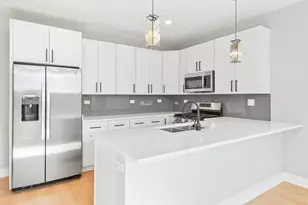 6639 S Langley Ave, Chicago, IL 60637 - Photo 3