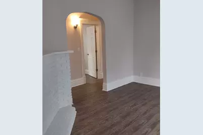 121 N May Street, Aurora, IL 60506 - Photo 3