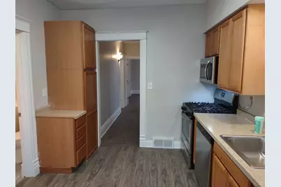 121 N May Street, Aurora, IL 60506 - Photo 13