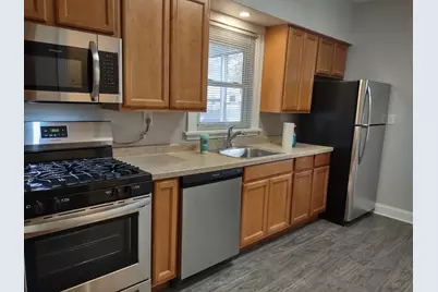 121 N May Street, Aurora, IL 60506 - Photo 11