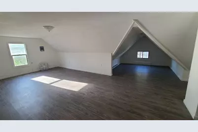 121 N May Street, Aurora, IL 60506 - Photo 15