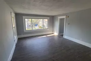 121 N May St, Aurora, IL 60506 - Photo 23