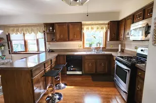 709 Garfield Ave, Libertyville, IL 60048 - Photo 11