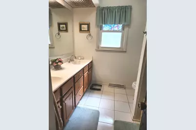 709 Garfield Avenue, Libertyville, IL 60048 - Photo 25