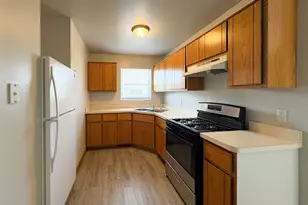 919 Colorado St, Marseilles, IL 61341 - Photo 5