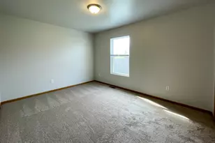 919 Colorado St, Marseilles, IL 61341 - Photo 9