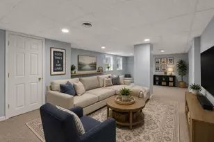1697 Pebble Beach Dr, Hoffman Estates, IL 60169 - Photo 21