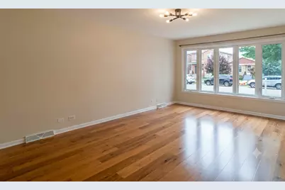 7520 W Carmen Avenue, Harwood Heights, IL 60706 - Photo 5