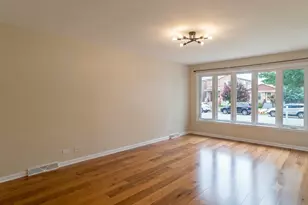 7520 W Carmen Ave, Harwood Heights, IL 60706 - Photo 5