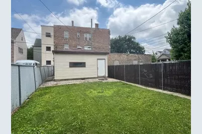 3327 S Lituanica Avenue, Chicago, IL 60608 - Photo 39