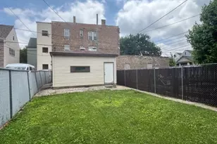 3327 S Lituanica Ave, Chicago, IL 60608 - Photo 39