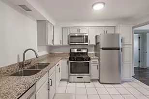 [Address not provided], Elgin, IL 60120 - Photo 9