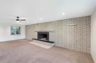 [Address not provided], Elgin, IL 60120 - Photo 11