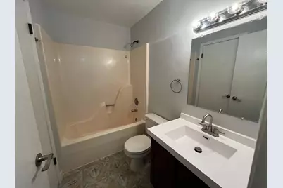 634 Nantucket Way, Island Lake, IL 60042 - Photo 9