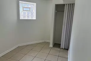 2822 W Flournoy St, Chicago, IL 60612 - Photo 5
