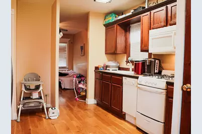 637 W 46th Place, Chicago, IL 60609 - Photo 3