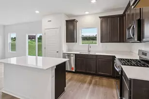 7136 Fair Oaks Rd, Racine, WI 53406 - Photo 7