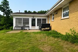 11305 Ballard Rd, Woodstock, IL 60098 - Photo 3