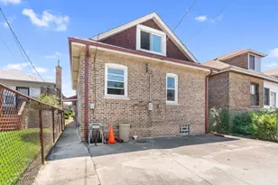 1534 E 86th Pl, Chicago, IL 60619 - Photo 27