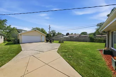 6743 106th Place, Chicago Ridge, IL 60415 - Photo 31
