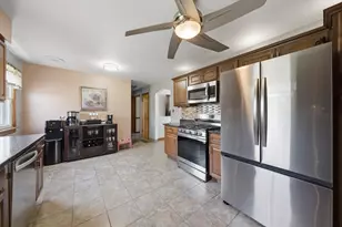 6743 106th Pl, Chicago Ridge, IL 60415 - Photo 15