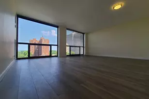 4343 N Clarendon Ave, Chicago, IL 60613 - Photo 3
