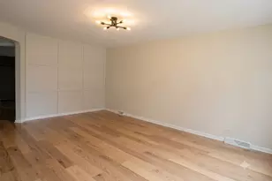 7520 W Carmen Ave, Harwood Heights, IL 60706 - Photo 3