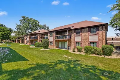 3201 184th Street #2B, Homewood, IL 60430 - Photo 1