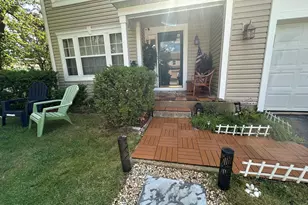 1791 Ellington Dr, Aurora, IL 60503 - Photo 3