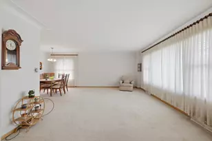 8531 W Agatite Ave, Chicago, IL 60656 - Photo 5