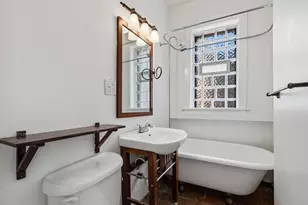 1227 E Hyde Park Blvd, Chicago, IL 60615 - Photo 17