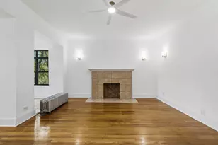 1227 E Hyde Park Blvd, Chicago, IL 60615 - Photo 3