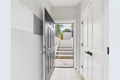 6624 S Champlain Avenue #B, Chicago, IL 60637 - Photo 17