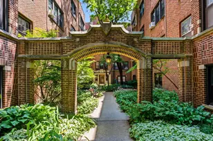 5459 S Ingleside Ave, Chicago, IL 60615 - Photo 1