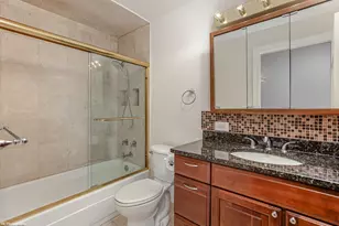 6700 S South Shore Dr, Chicago, IL 60649 - Photo 21